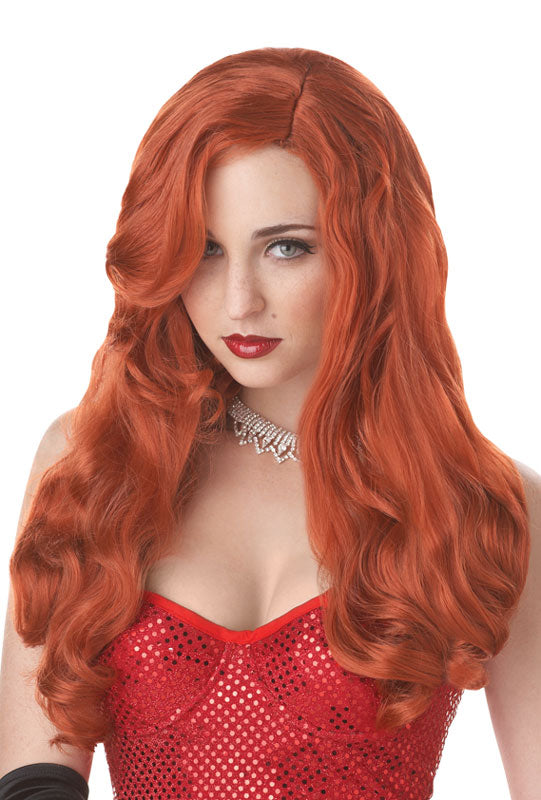 red wig and a silver dress A red wig and a silver dress? I don't think. We love you @DivinaDeCampo!