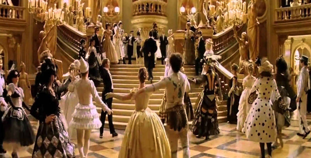 Five Summer Theme Parties to Throw this Year